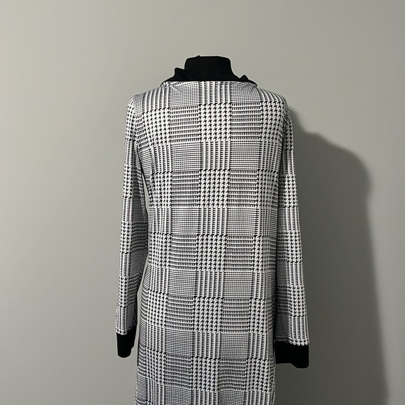 Maxi Jacket - Picture 3 of 4